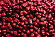 透過獨(dú)家養(yǎng)殖理念 看黑豬品牌哪家好？